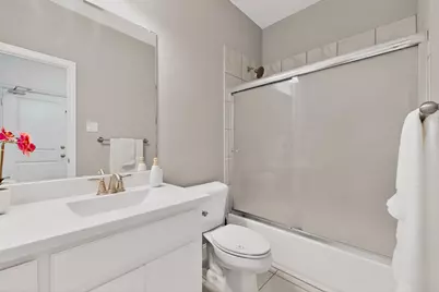604 Warwick Boulevard, Lewisville, TX 75056 - Photo 20