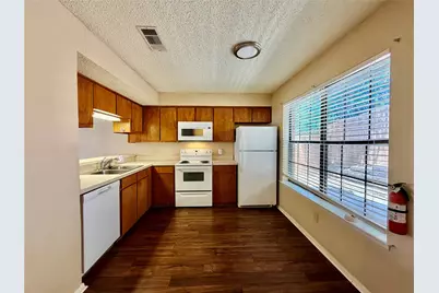 1251 Dallas Drive, Denton, TX 76205 - Photo 4