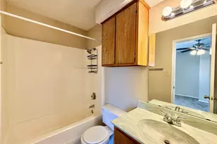 1251 Dallas Dr, Denton, TX 76205 - Photo 10