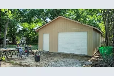 815 Moran Street, Gainesville, TX 76240 - Photo 2
