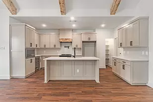 5519 Belaire Cir, Granbury, TX 76048 - Photo 8