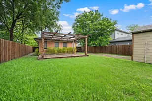 6644 Fisher Rd, Dallas, TX 75214 - Photo 20