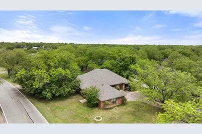 6023 Melrose Circle, Granbury, TX 76049 - Photo 32