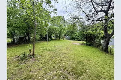 1326 W Sears Street, Denison, TX 75020 - Photo 20