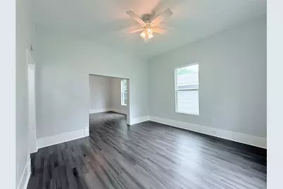 1326 W Sears Street, Denison, TX 75020 - Photo 6