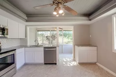 1320 Cherry Hill Lane, Lewisville, TX 75067 - Photo 6