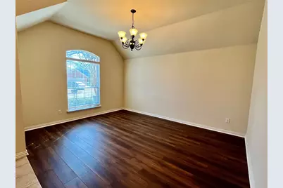 921 Raleigh Path Road, Denton, TX 76208 - Photo 2