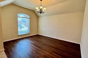 921 Raleigh Path Rd, Denton, TX 76208 - Photo 2