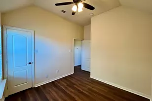 921 Raleigh Path Rd, Denton, TX 76208 - Photo 12