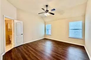 921 Raleigh Path Rd, Denton, TX 76208 - Photo 10