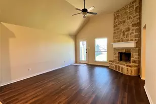 921 Raleigh Path Rd, Denton, TX 76208 - Photo 6