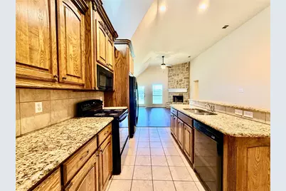 921 Raleigh Path Road, Denton, TX 76208 - Photo 6