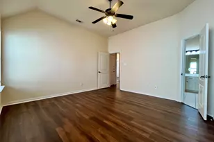 921 Raleigh Path Rd, Denton, TX 76208 - Photo 16