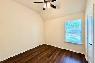 921 Raleigh Path Rd, Denton, TX 76208 - Photo 14