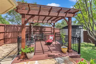 1732 Mayflower Dr, Carrollton, TX 75007 - Photo 24