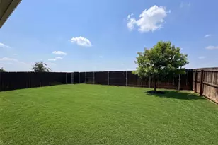 11245 Canyon Mine Dr, Aubrey, TX 76227 - Photo 24