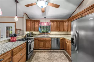220 Annetta, Willow Park, TX 76087 - Photo 10