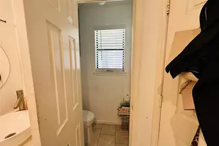 6728 Parkwood Dr, North Richland Hills, TX 76182 - Photo 16