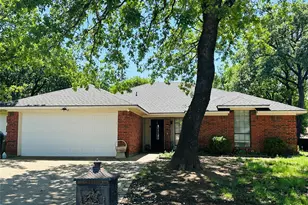 6728 Parkwood Dr, North Richland Hills, TX 76182 - Photo 1