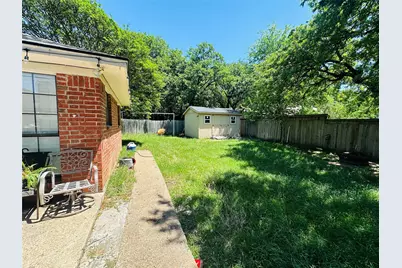 6728 Parkwood Drive, North Richland Hills, TX 76182 - Photo 18