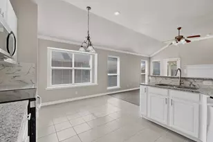612 Mooney Dr, Saginaw, TX 76179 - Photo 14