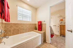 5912 Meadow Wood Ln, Fort Worth, TX 76112 - Photo 28