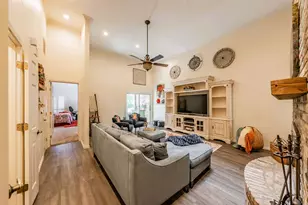 5912 Meadow Wood Ln, Fort Worth, TX 76112 - Photo 16