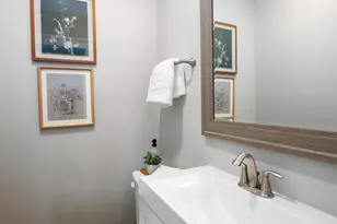 5120 Maple Springs Blvd, Dallas, TX 75235 - Photo 10