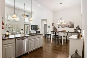 3906 Crested Eagle Wy, Arlington, TX 76005 - Photo 10