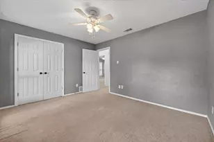 1000 Oxfordshire Dr, Carrollton, TX 75007 - Photo 28