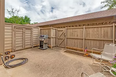 9910 Royal Lane #1006, Dallas, TX 75231 - Photo 22
