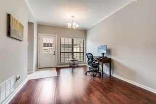 9910 Royal Ln, Dallas, TX 75231 - Photo 10