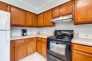 9910 Royal Ln, Dallas, TX 75231 - Photo 12