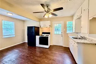 1609 Wayne St, Denton, TX 76209 - Photo 4