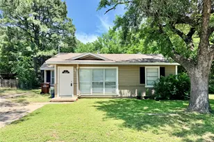1609 Wayne St, Denton, TX 76209 - Photo 1