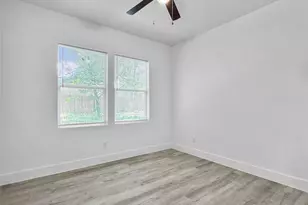 3104 Delafield Ln, Dallas, TX 75227 - Photo 20