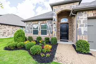 2817 Diamondback Dr, Melissa, TX 75454 - Photo 2