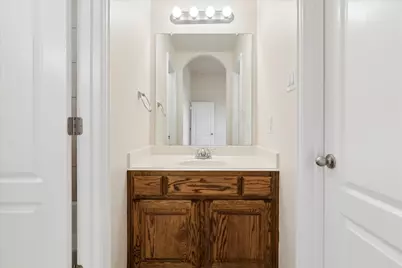 11000 Owl Creek Drive, Fort Worth, TX 76179 - Photo 22