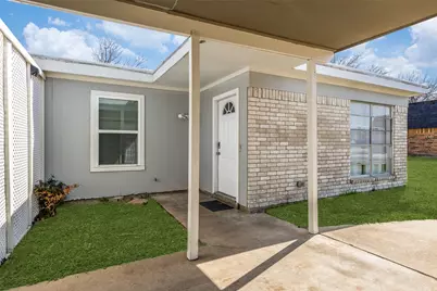 6761 Trail Lake Drive, Fort Worth, TX 76133 - Photo 2