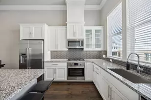2268 Alterbrook Ln, Dallas, TX 75219 - Photo 6