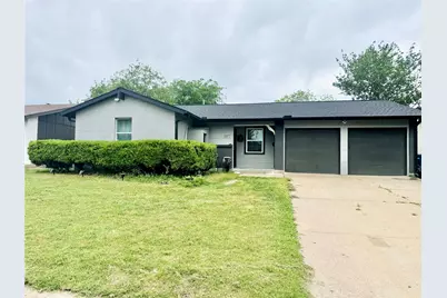 107 N Forest Crest Drive, Garland, TX 75042 - Photo 1