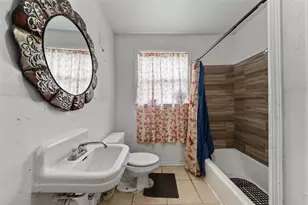 2709 Speight Ave, Waco, TX 76711 - Photo 10