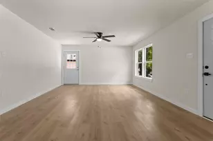 339 Avenue H, Dallas, TX 75203 - Photo 6