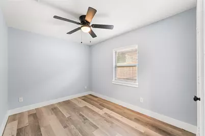 2210 El Paso Street, Grand Prairie, TX 75051 - Photo 18
