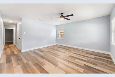 2210 El Paso Street, Grand Prairie, TX 75051 - Photo 2