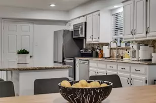 17920 Hillcrest Rd, Dallas, TX 75252 - Photo 8