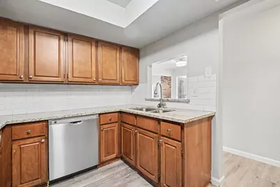 2201 Jackson Circle, Carrollton, TX 75006 - Photo 14