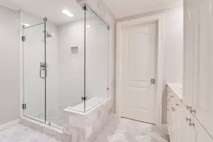 3401 Lee Pkwy, Dallas, TX 75219 - Photo 10