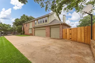 7612 Oak Knoll Dr, North Richland Hills, TX 76182 - Photo 4