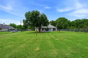 109 Sanchez Creek Ct, Weatherford, TX 76088 - Photo 4